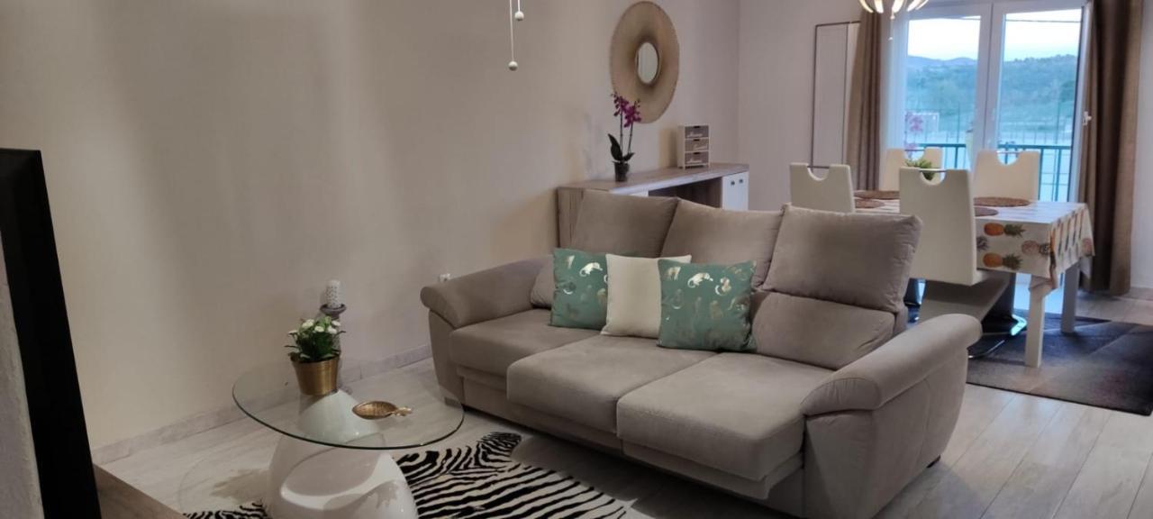 Apartamento Alagoinha Вила Нова де Милфонтеш Екстериор снимка