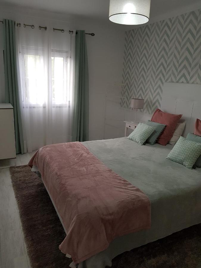 Apartamento Alagoinha Вила Нова де Милфонтеш Екстериор снимка
