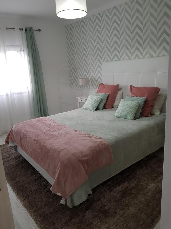 Apartamento Alagoinha Вила Нова де Милфонтеш Екстериор снимка